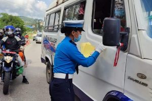 दुर्घटना नियन्त्रणका लागि ट्राफिक प्रहरीको सडक जनचेतना