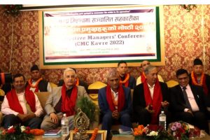 श्रम सहकारीले मिनी ठेकेदार जन्माउछ : डा. युवराज खतिवडा