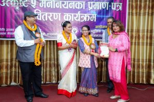 साधना म्युजिक अवार्ड (रिवार्ड)का उत्कृष्ट पाँचलाई प्रमाणपत्र प्रदान