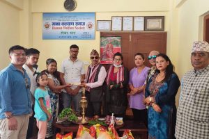 आमाको पुन्य तिथिमा रोहित दंगालले गरे मानव सेवा घरमा सहयोग
