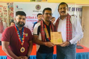 श्री महेर्शी मेही आधारभुत  विद्यालयलाई पन्ध्र लाख बराबरको सहयोग