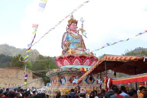 गहतेमा गुरु पद्यसम्भवको ४३ फिट अग्लो प्रतिमा