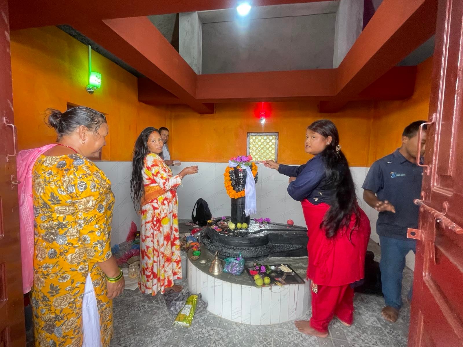 बेथानचोक गाउँपालिका वडा नं. ४ मा निर्मित सिद्धेश्वर महादेव मन्दिरको उद्घाटन