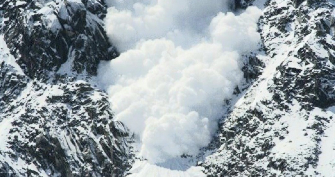 म्याग्दीमा हिमपातबाट प्रभावित ७२ पर्यटकको उद्धार