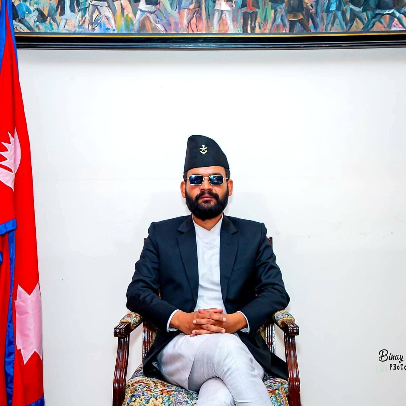 मध्यराति विवादास्पद स्टाटस हटाएका मेयर बालेन शाह