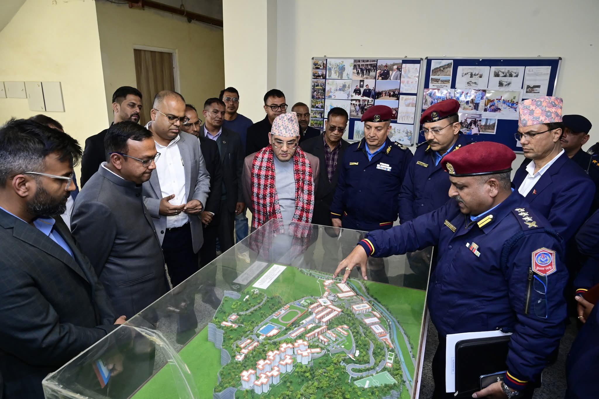 काभ्रेको पनौतीमा निर्माणाधीन राष्ट्रिय प्रहरी प्रशिक्षण प्रतिष्ठान भवनको गृह सचिवद्वारा निरीक्षण