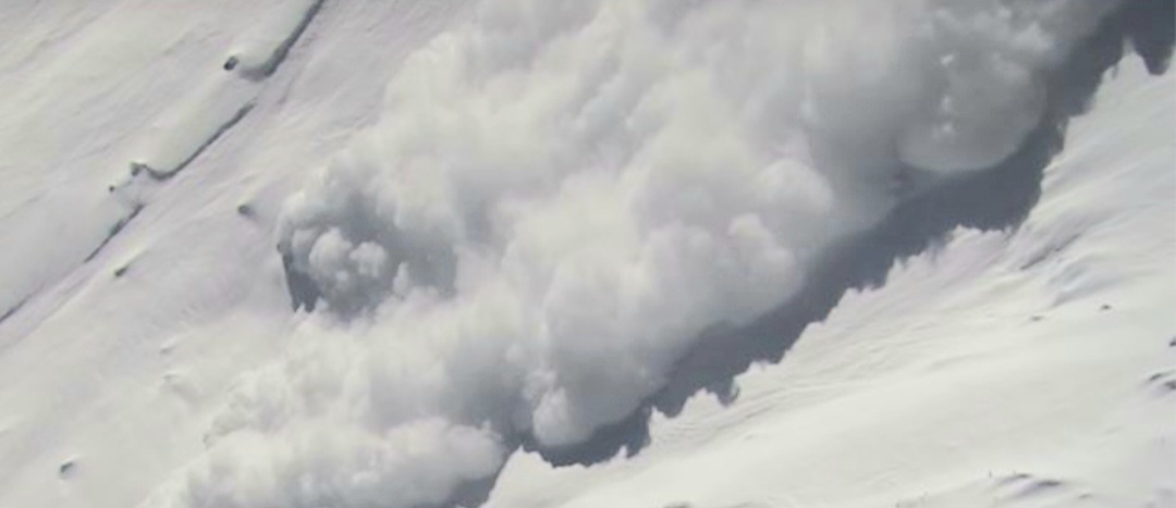 मौसमको कारण लुक्ला उडान बन्द, सगरमाथा जाने पर्यटक होटलमै अल्झिए