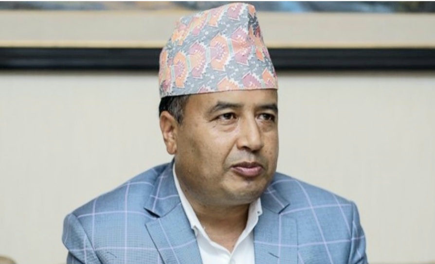 सिमरा जान रोकिएपछि महेश बस्नेतको आरोप : ‘जेन जेडको नाममा विभिन्न दलले अराजक भिड उतारे’