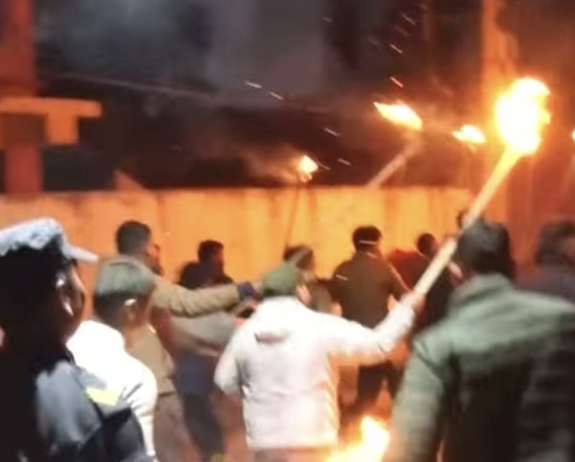 अनेरास्ववियुले निकाल्यो काठमाडौंमा मसाल जुलुस