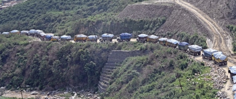 बन्चरेडाँडामा फोहोर अवरोध अन्त्य : सरकार, स्थानीयवासी र जनप्रतिनिधिबीच ११ बुँदे सहमति