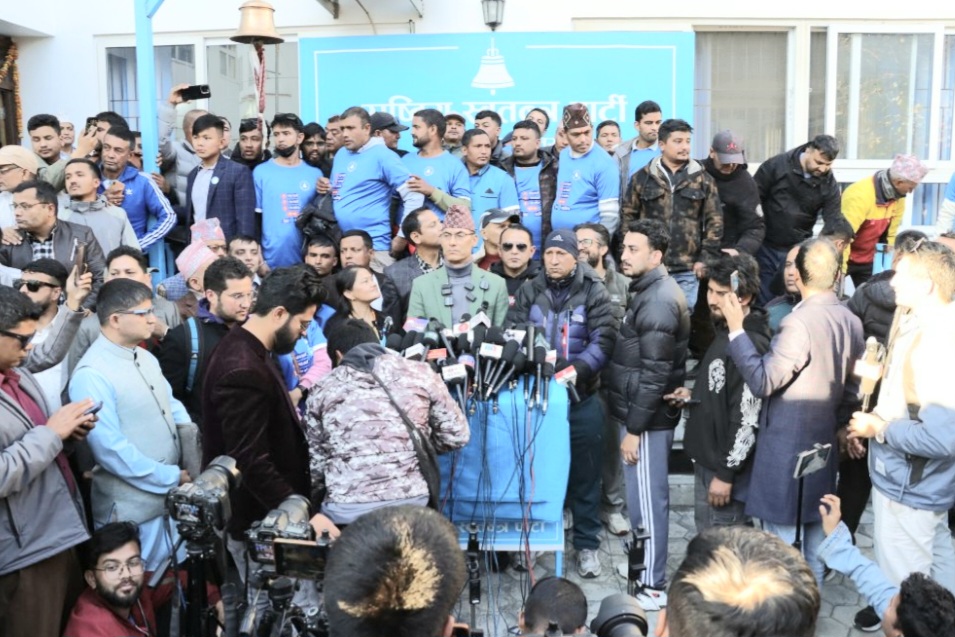 पूर्वएआइजी विश्वराज पोखरेल रास्वपा प्रवेश, पाए बरिष्ठ सल्लाहकारको जिम्मेवारी