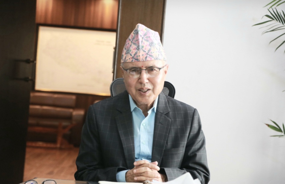 नागरिकलाई अधिकार दिँदा सरकार कमजोर हुँदैन् : अर्थमन्त्री खनाल