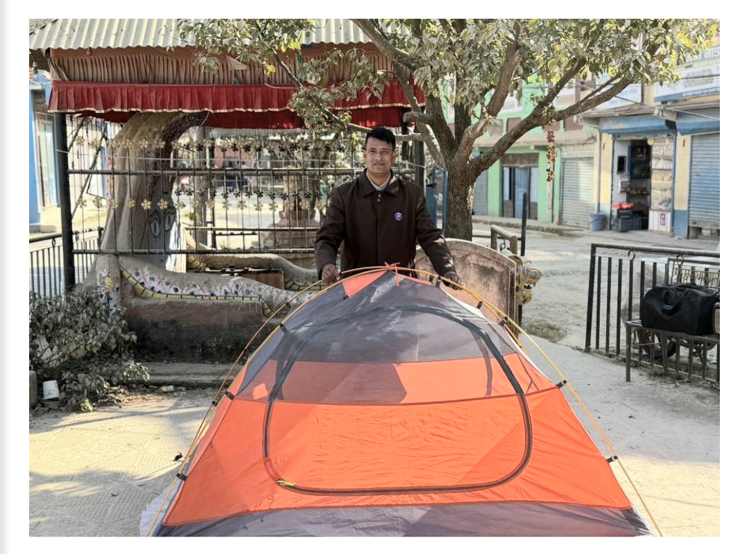 ललितपुर लेलेका सनोज महत, धरानका हर्क साङपाङको शैलीमा ‘घरदैलो राजनीति’ सुरु