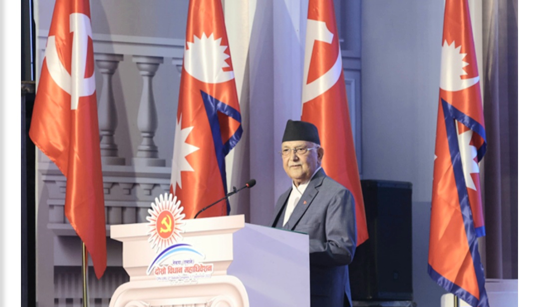 एमालेसँग लड्न दुब्लाहरूको एकता : केपी शर्मा ओली