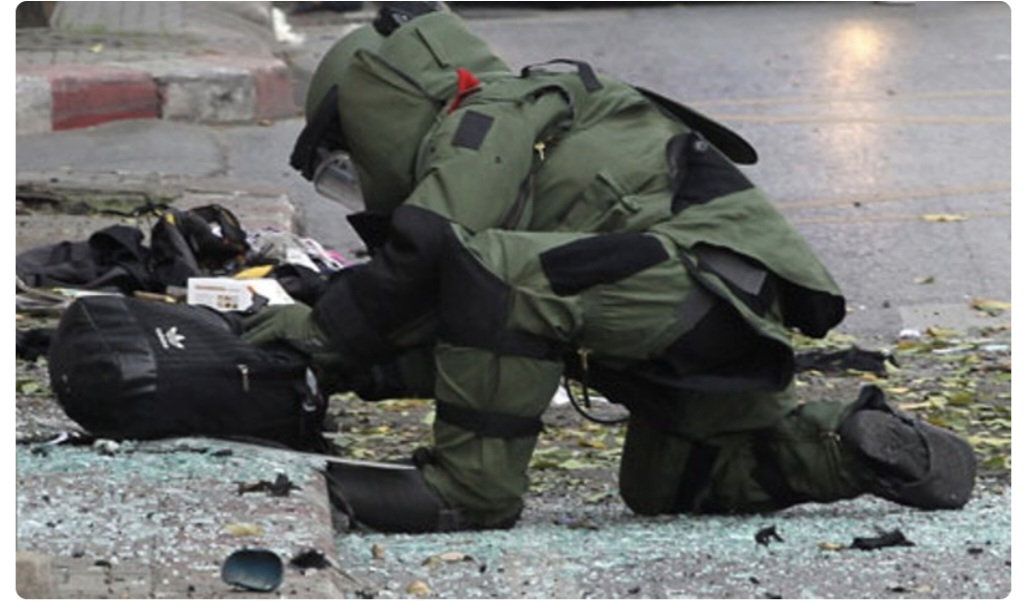 कनकाई पुल नजिक राजमार्गमा शङ्कास्पद वस्तु फेला, सेनाद्वारा डिस्पोजको तयारी