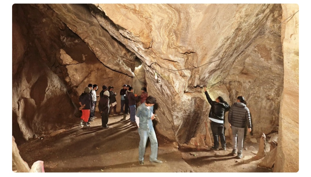 ‘श्रम साकेला अभियान’ अन्तर्गत धन्नेश्वरी गुफा संरचना सुधार र पैदलमार्ग निर्माण