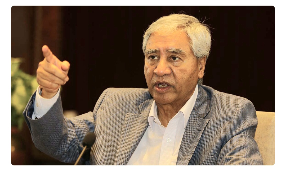 आफूनिकट केन्द्रीय सदस्यहरूसँग छलफल गर्दै देउवा