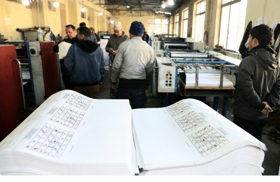 नमूना र समानुपातिक मतपत्र छपाइ सम्पन्न, १५ जिल्लाको १८ निर्वाचन क्षेत्रमा प्रत्यक्ष मतपत्र तयार