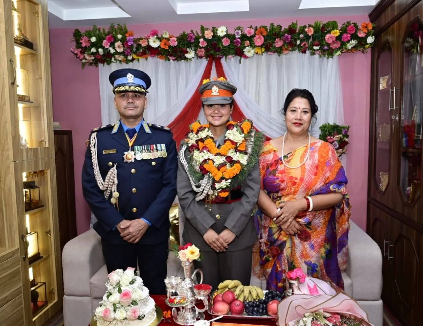 बावु नेपाल प्रहरीको एआईजी छोरी सशस्त्र प्रहरी बलको इन्स्पेक्टर बन्न सफल