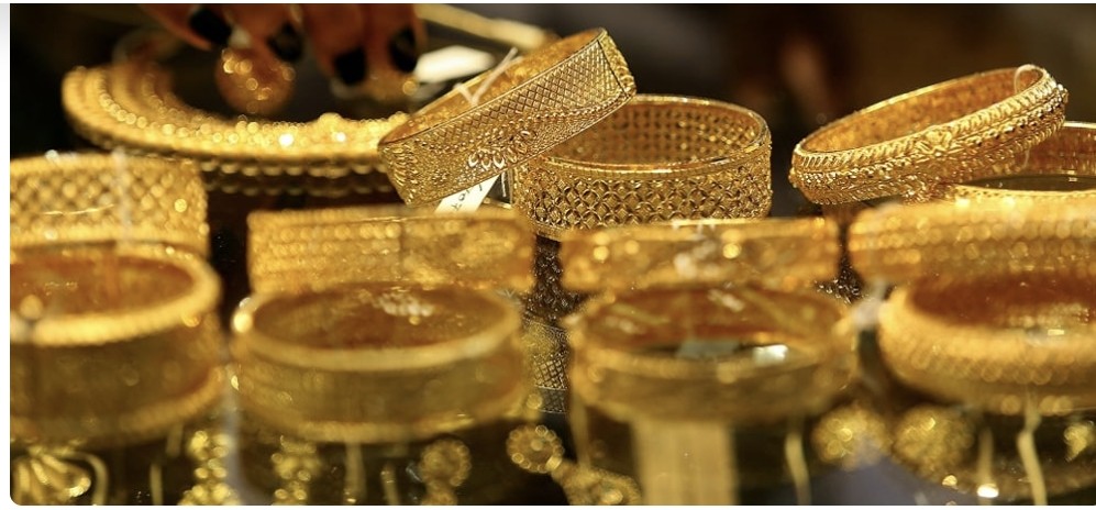 सुनचाँदीको मूल्यमा सामान्य गिरावट, आज तोलाको कति ?