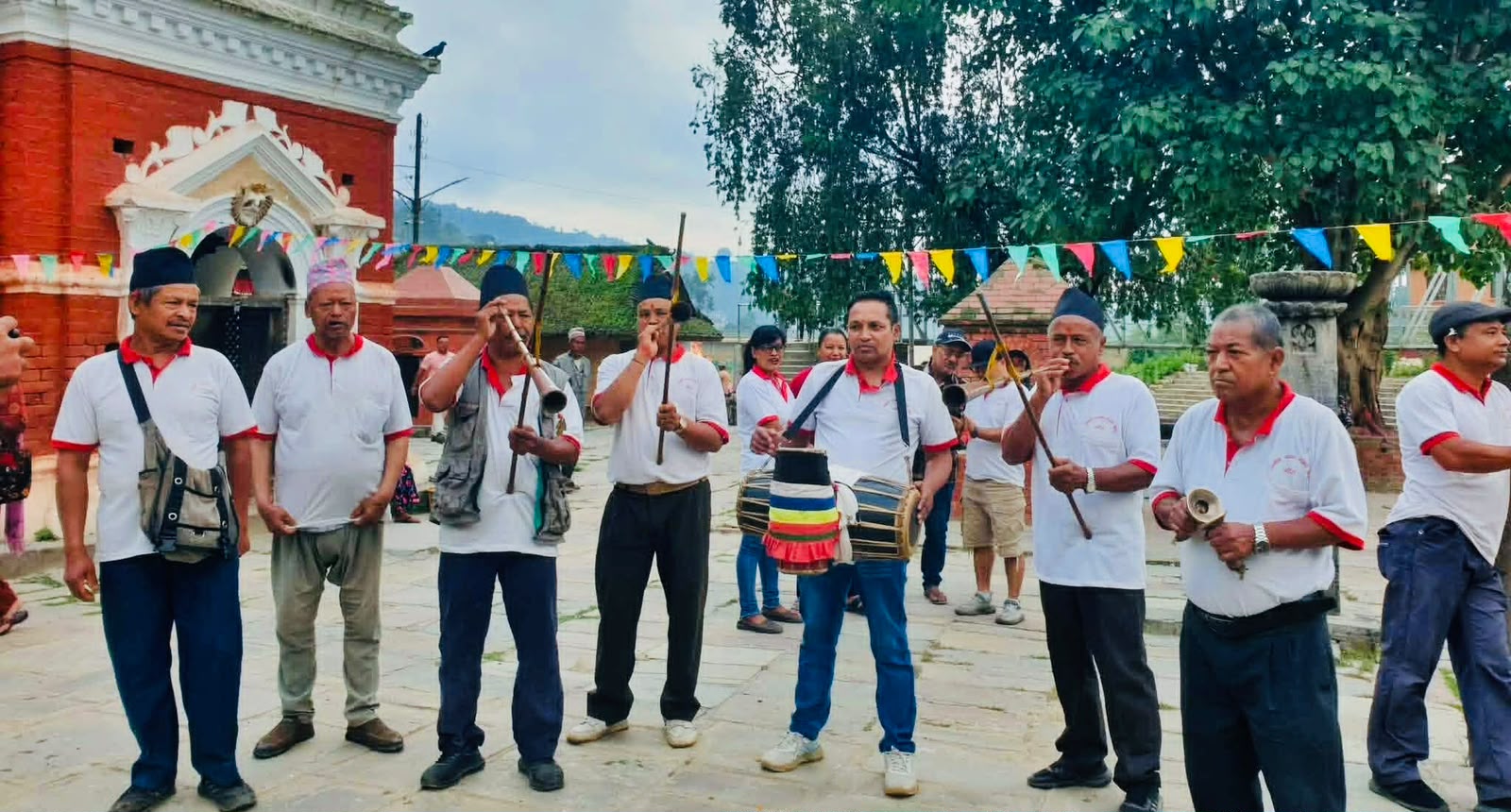 गुँला धलं र गुँला बाजामार्फत बनेपाका मानन्धरले जोगाउँदैछन् मौलिक संस्कृति